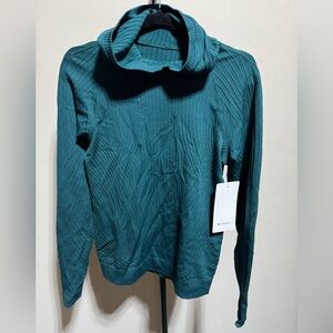 NWT 🎉 Lululemon Rest Less Hoodie